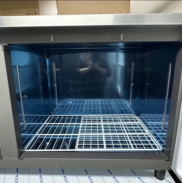[부가세포함] 스타리온 1800 테이블냉동냉장 직냉식 6자 카페 식당 업소용냉장고 냉동고 이미지