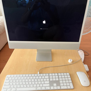 아이맥 iMAC 24인치 2021년도 모델 M1 8GB / 256GB 실버 판매합니다 이미지