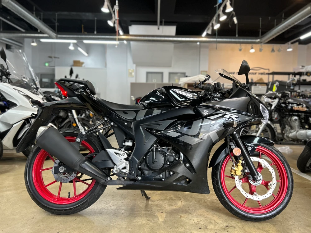 스즈키 GSX-R125 21년 5천KM 순정검빨차량 판매중 이미지