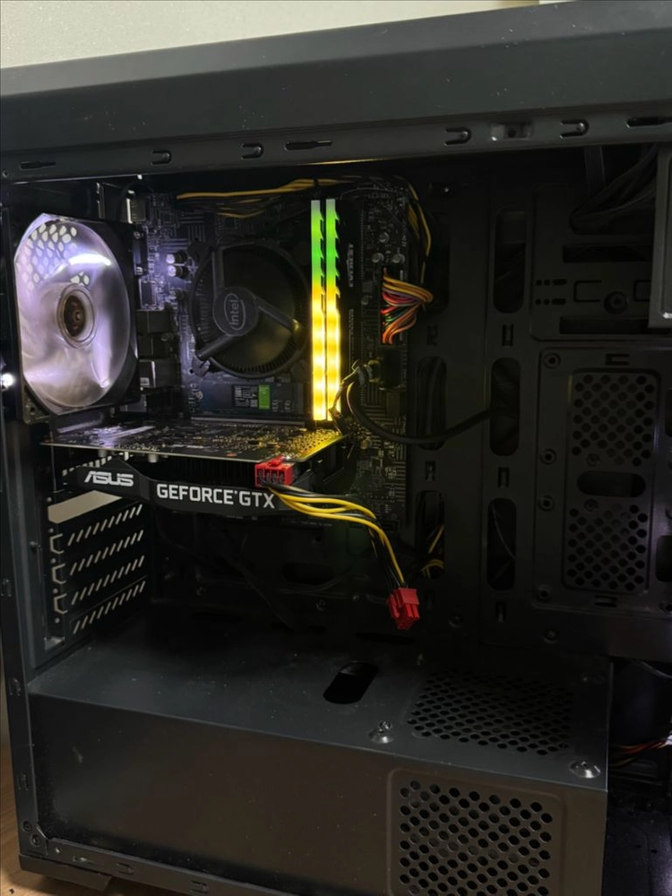 인텔 i3-10105F gtx1660 super 가성비 작업용 게이밍 컴퓨터 급처 이미지