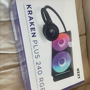(미개봉 새제품) NZXT 크라켄 플러스 240 RGB 수냉쿨러 이미지