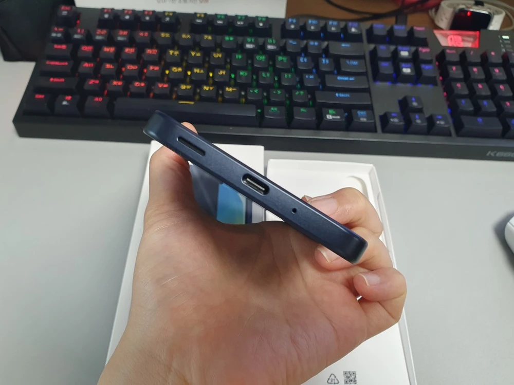 갤럭시 버디4 / 128GB / 블루 블랙 이미지