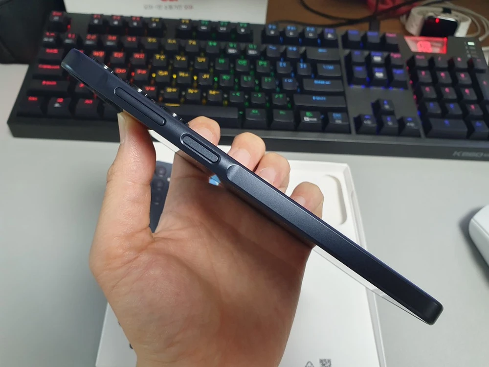 갤럭시 버디4 / 128GB / 블루 블랙 이미지