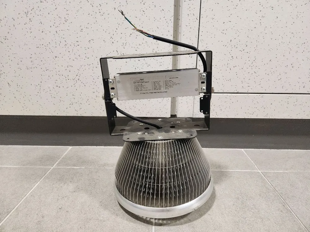 LED 투광등기구 150W 이미지