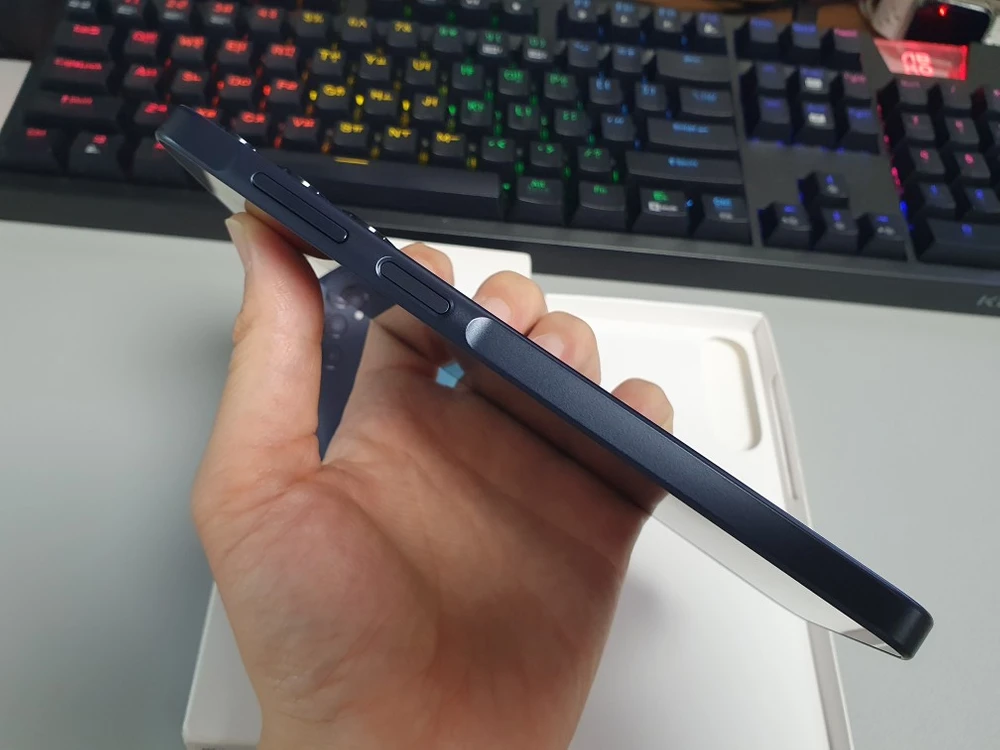 갤럭시 버디4 / 128GB / 블루 블랙 이미지