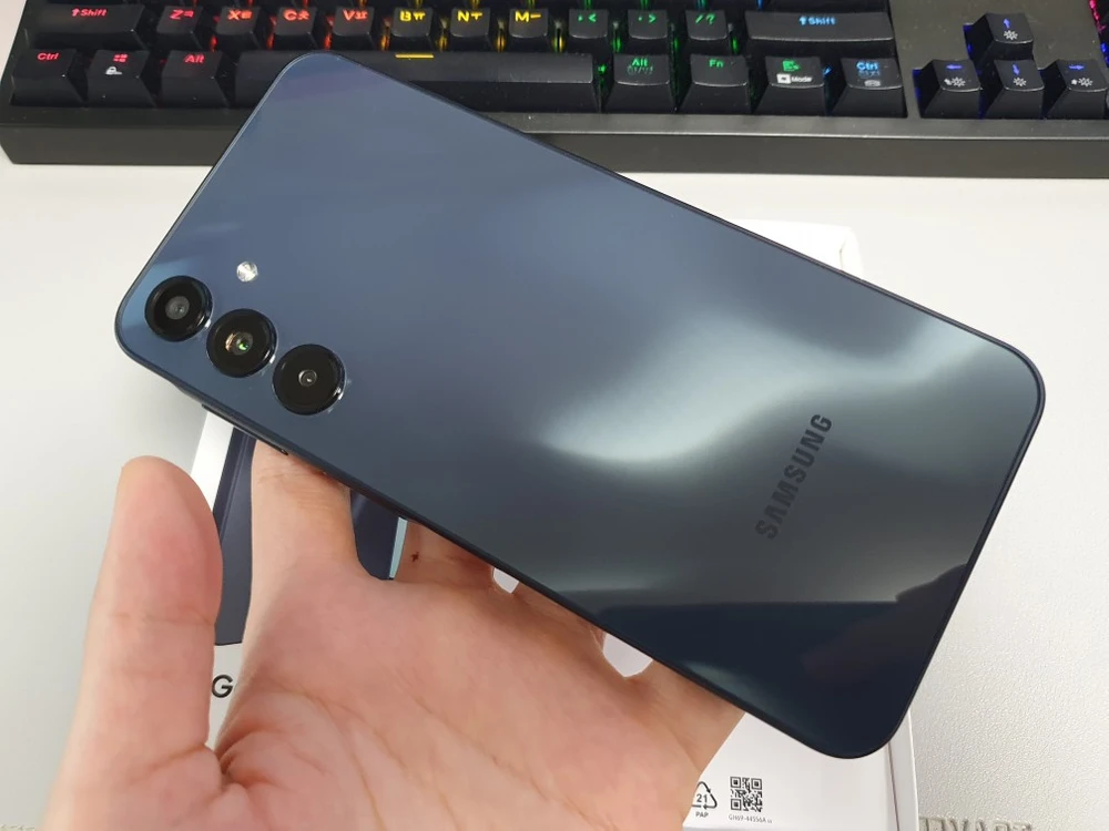 갤럭시 버디4 / 128GB / 블루 블랙 이미지