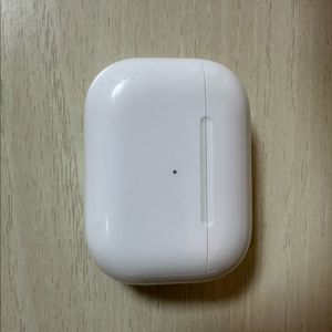 애플 에어팟 프로 2세대 라이트닝포트 타입 본체 이미지