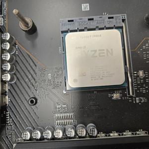 5900X 판매합니다 (추금드리고 5700X3D도 교환받습니다) 이미지