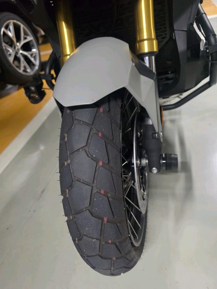 X-ADV750 이미지