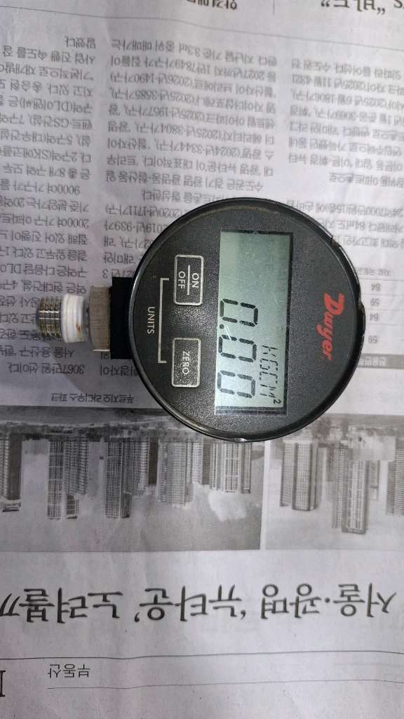 Dwyer 디지털 압력 게이지 DPGW-09 이미지