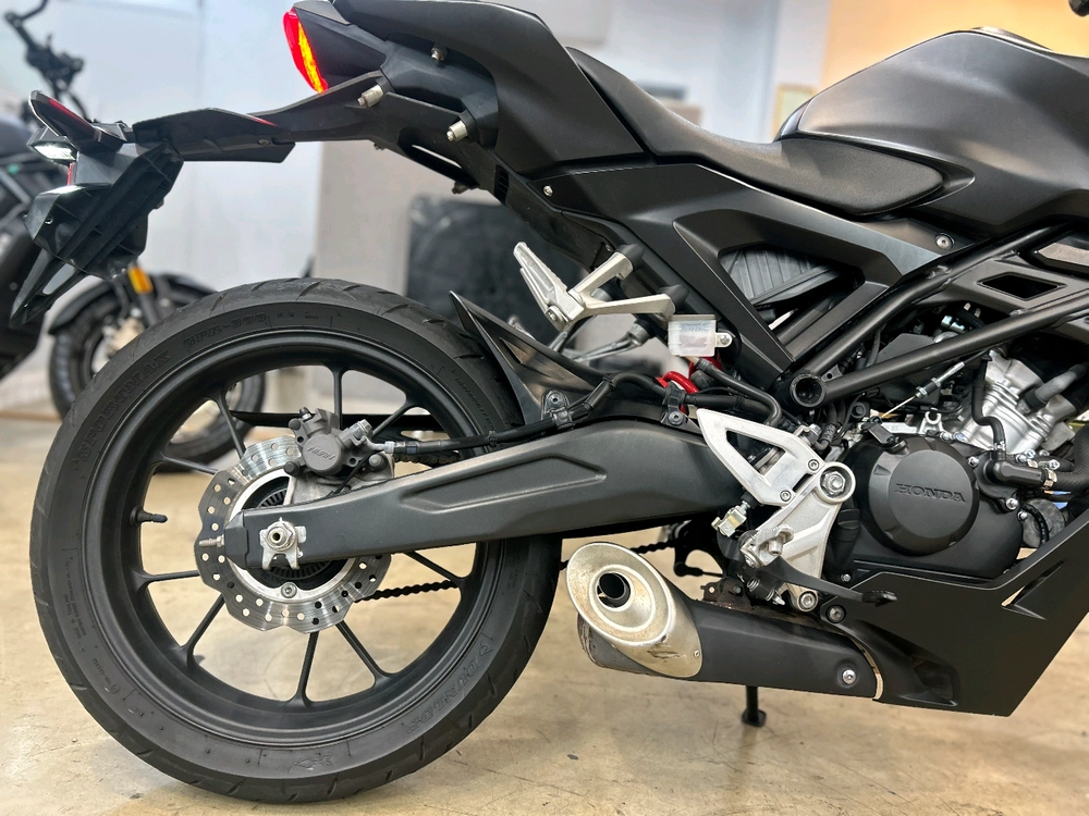 혼다 CB125R 18년식 무광블랙파츠 판매중 이미지