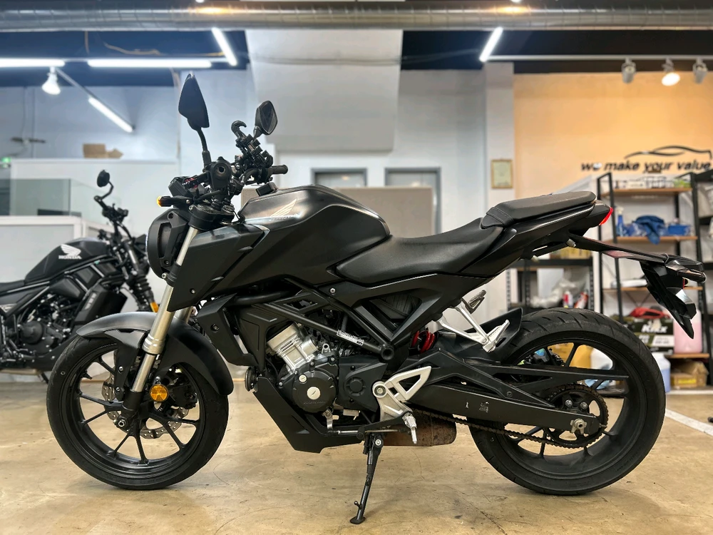 혼다 CB125R 18년식 무광블랙파츠 판매중 이미지