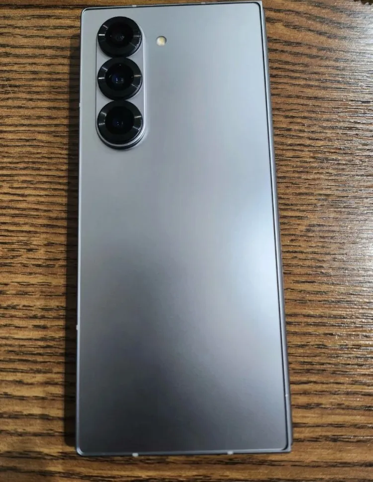 갤럭시 Z 폴드6 실버 256GB 풀박스 이미지
