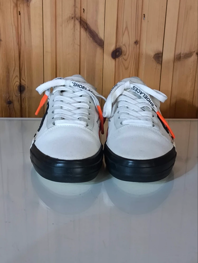 35 220mm 오프화이트 벌커나이즈드 로우탑 스니커즈 이미지