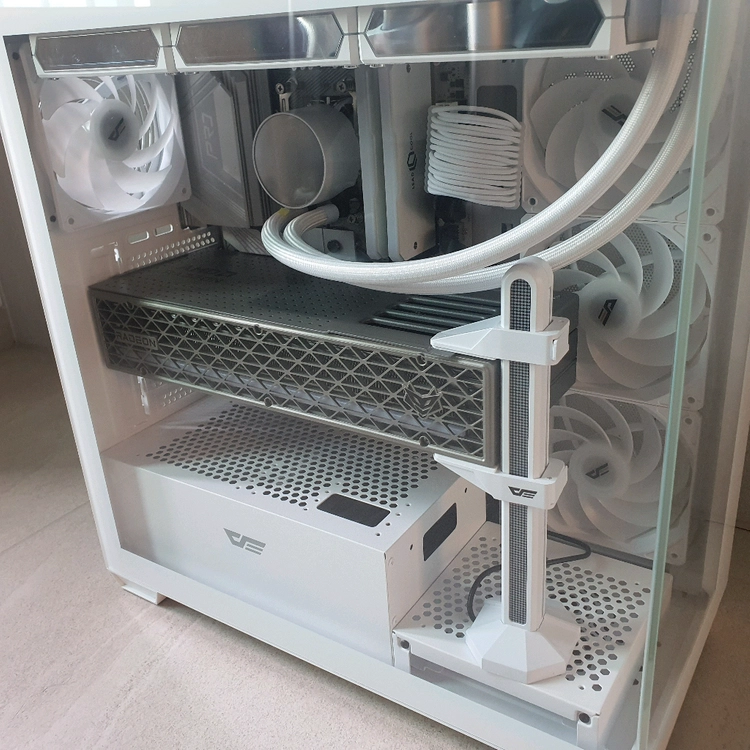 7800X3D, 사파이어 9070XT 니트로 + 고성능 게이밍 컴퓨터 팝니다. 이미지