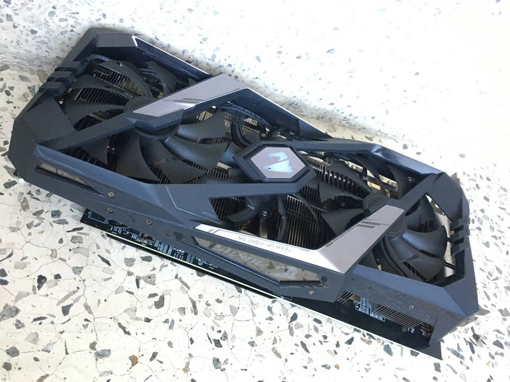 기가바이트 Aorus RTX 2070 8G 이미지