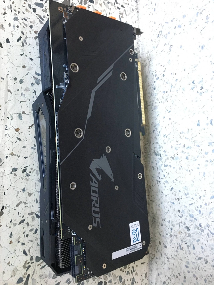 기가바이트 Aorus RTX 2070 8G 이미지