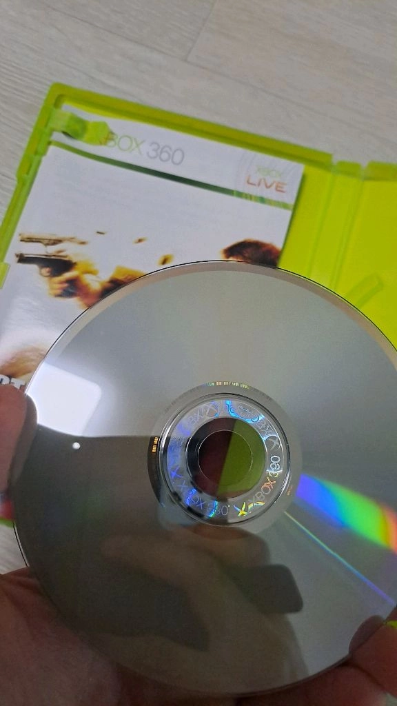 스트랭글 홀드 xbox360 이미지