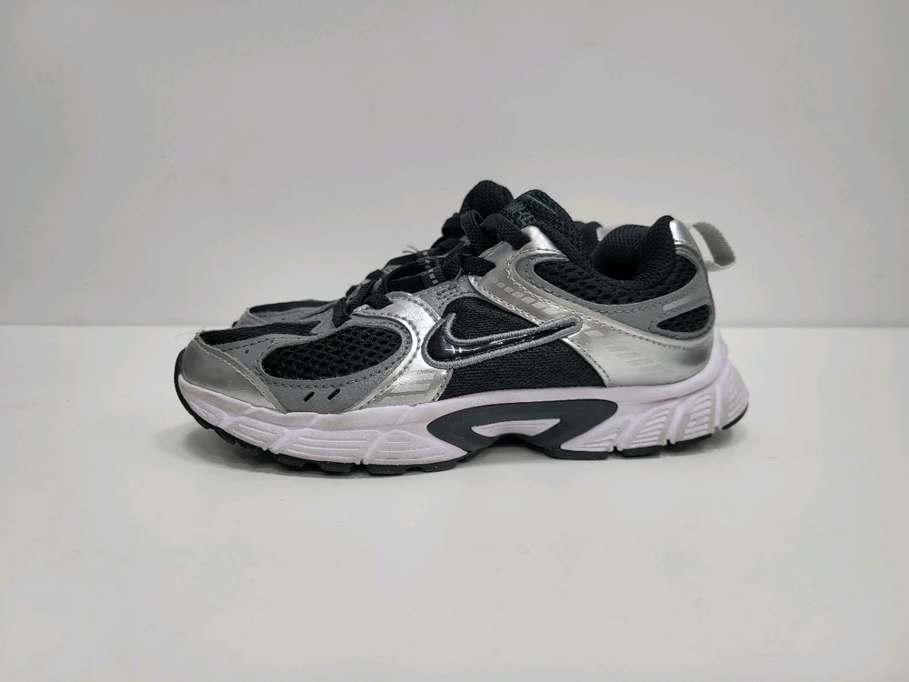 NIKE 25FW 나이키 V5 RNR 키즈 운동화 / 190 실버 블랙 이미지
