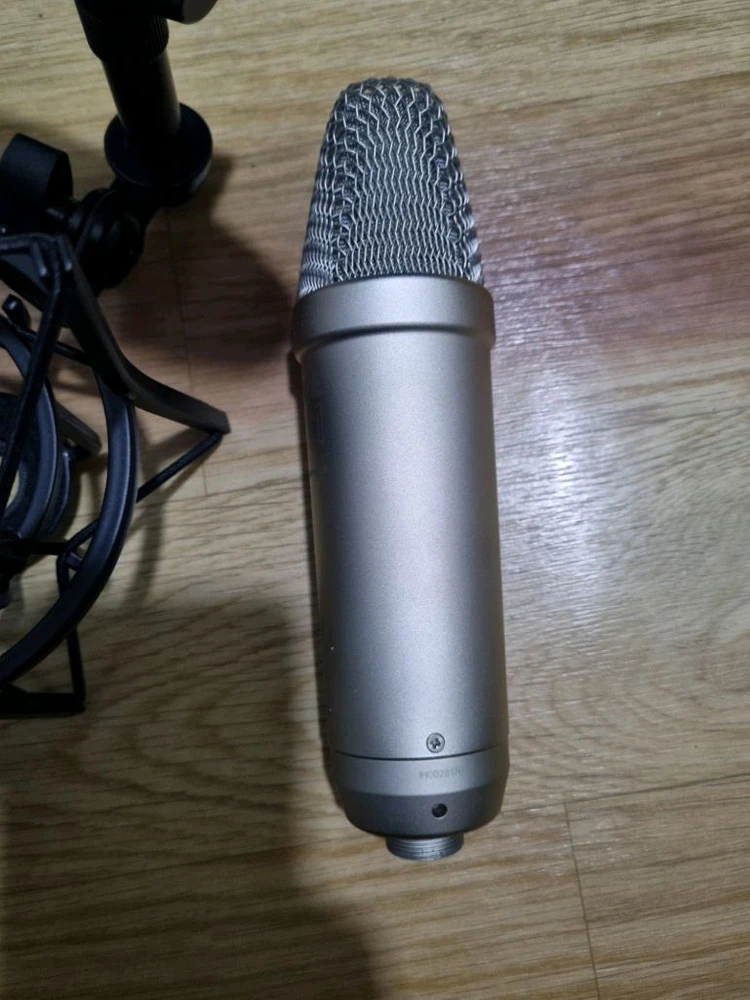 로데 RODE NT1 5TH 5세대 XLR/USB 콘덴서마이크 팝니다 이미지