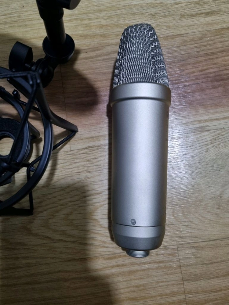 로데 RODE NT1 5TH 5세대 XLR/USB 콘덴서마이크 팝니다 이미지