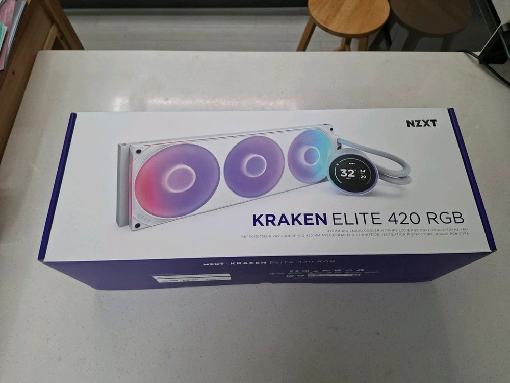 NZXT Kraken Elite v2 420, F420 Core 2개, F140 Core, NZXT HUB 이미지