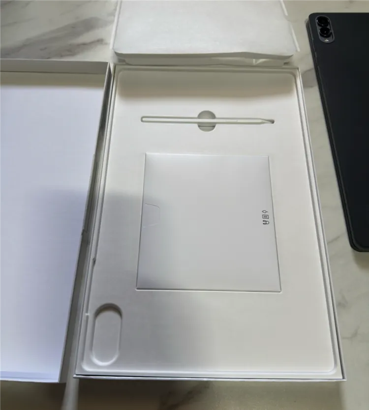 갤럭시탭 S11 울트라 256g WiFi 그레이 판매합니다 + 정품키보드 이미지
