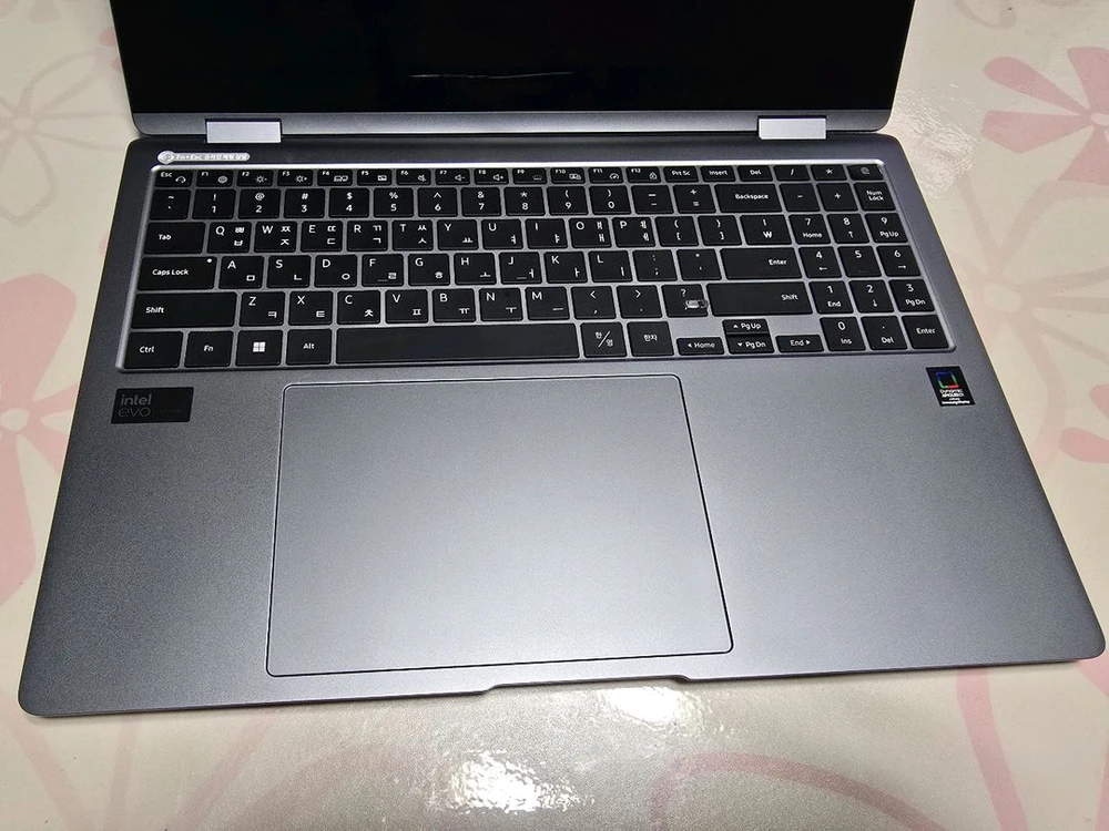 대구직거래만 갤럭시북4프로360 울트라7 NT960QGK-KC71G 풀박스 이미지
