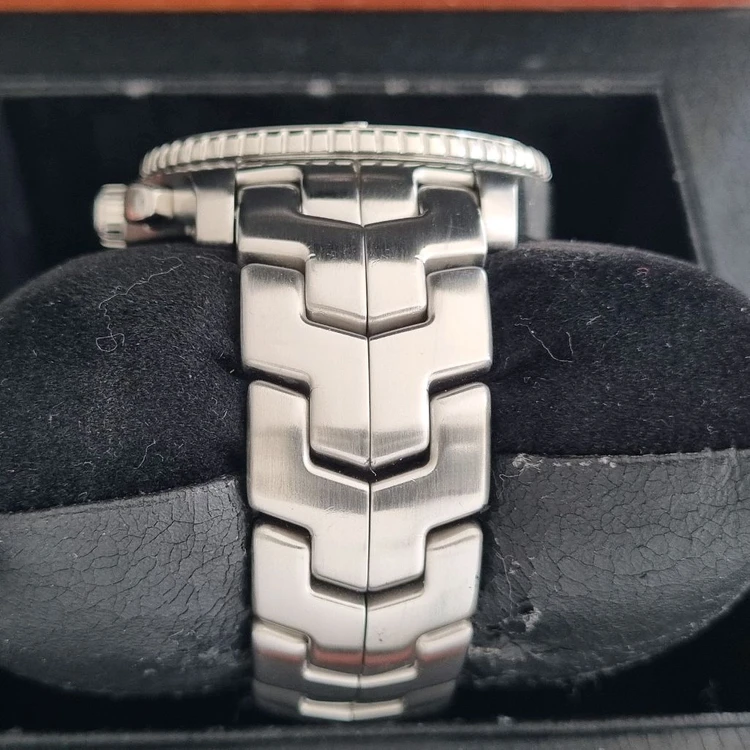 태그호이어 링크 구구형 크로노그래프 42mm 쿼츠 CJ1110 이미지