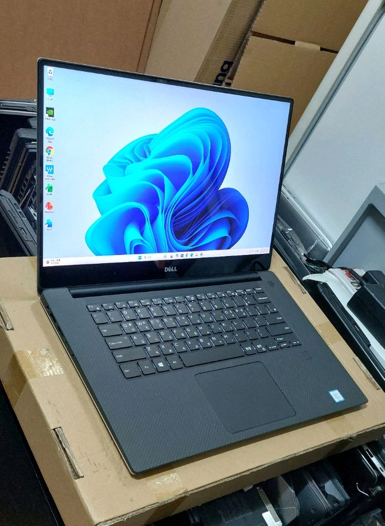 DELL XPS 15 9560 / 4K 터치스크린 이미지