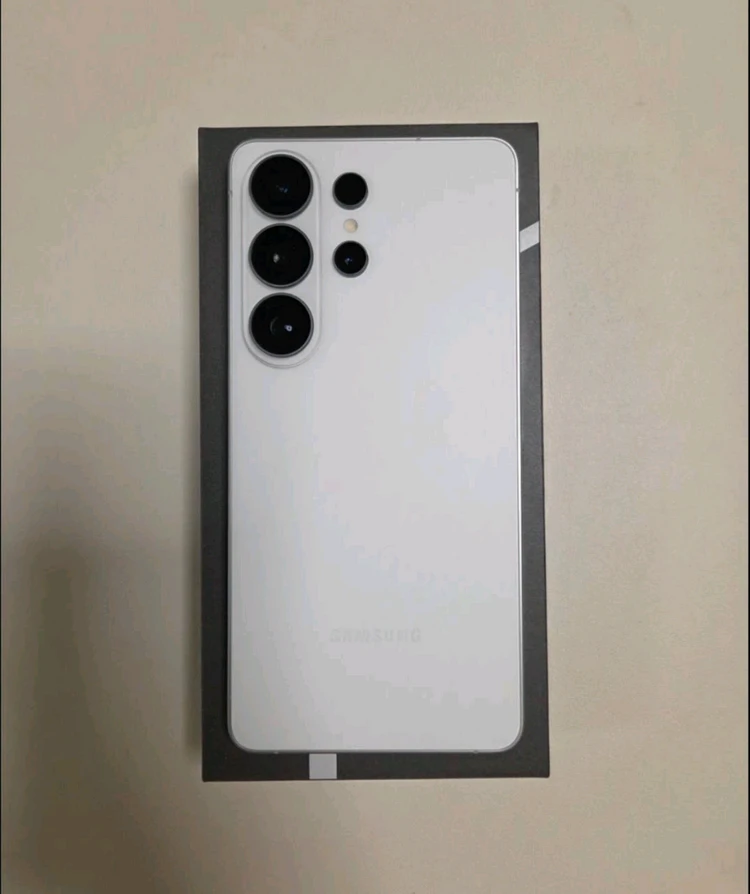 갤럭시 S26 울트라 화이트 512GB 팝니다!!! 이미지