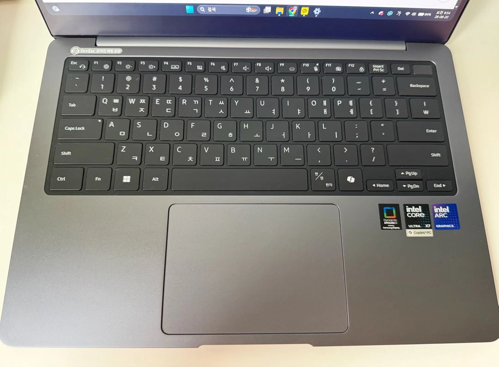 삼성 갤럭시북6 프로 NT940XJG-KD72G 이미지