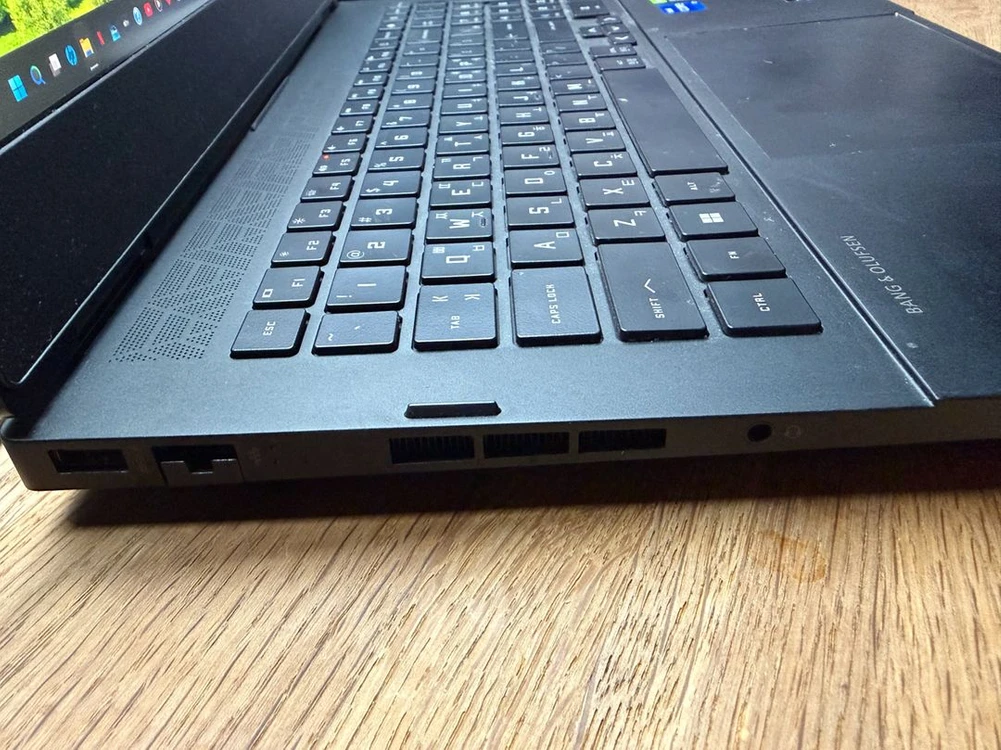 HPOMEN게이밍노트북(16인치,i7,32GB,RTX3060,1.5TB) 이미지