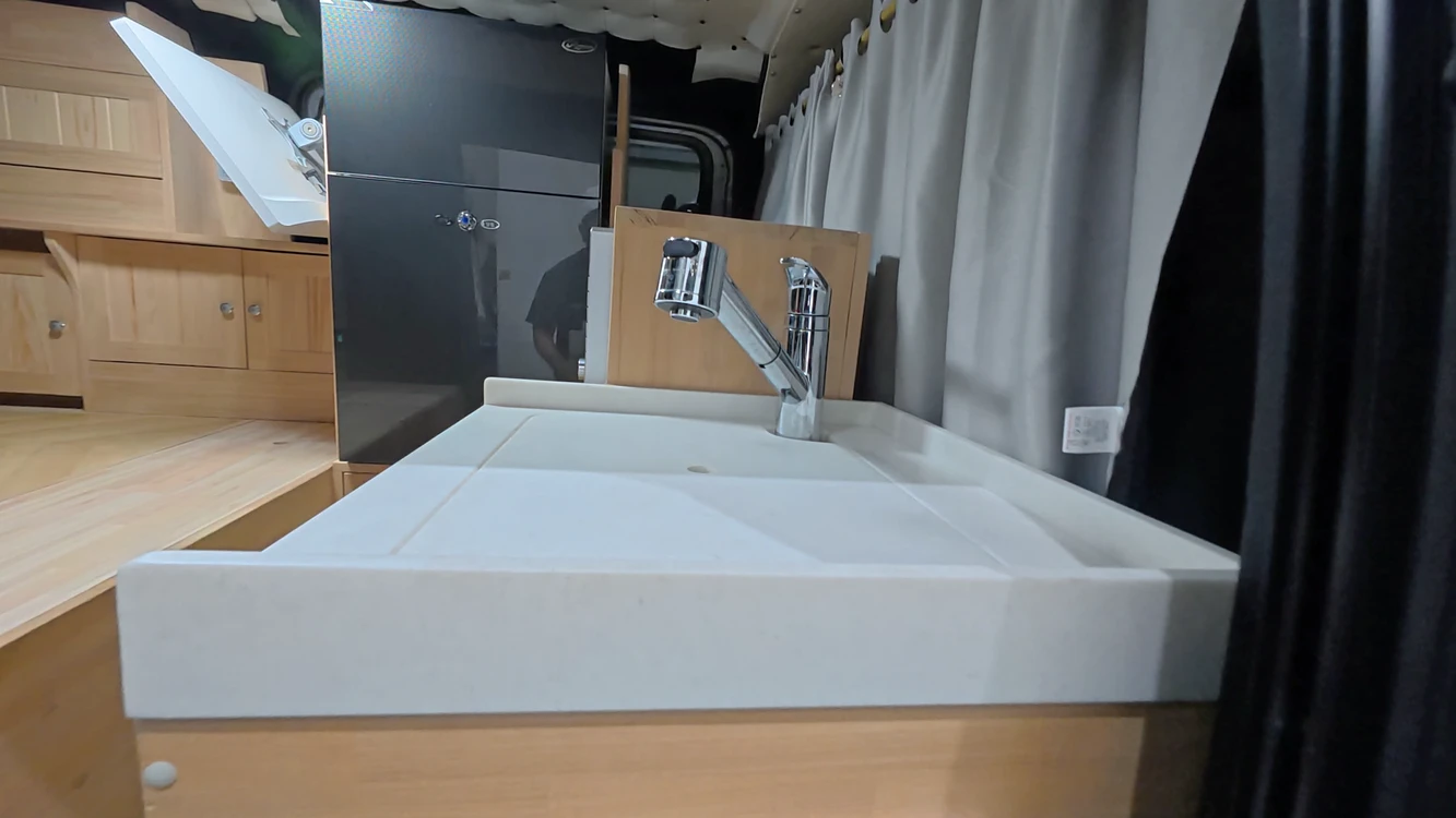 더뉴그랜드스타렉스 캠핑카, 가격인하,DC에어컨부터,온수바닥난방까지,풀옵션 강추 이미지