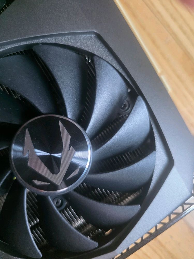 청주 안전결제 가능 )A급 조텍 RTX 3070 트윈 엣지 이미지