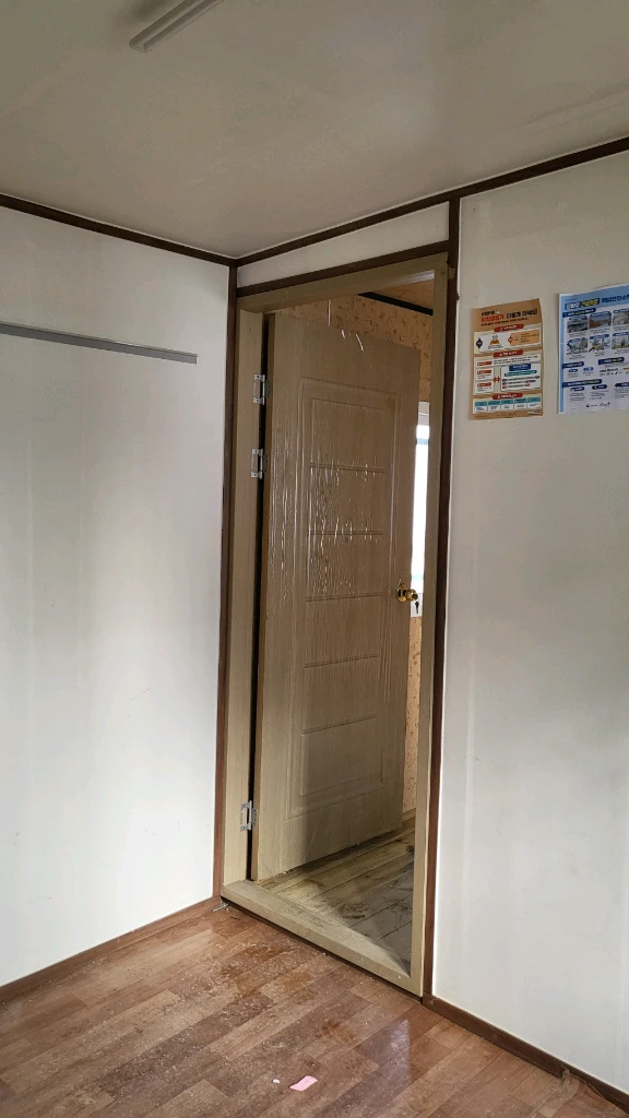 농막3Mx6M컨테이너에어컨 내부 방설치 농막 이미지