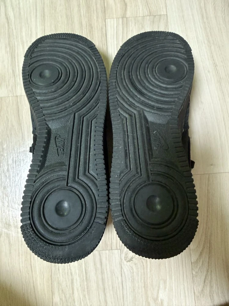 나이키 에어포스 1 270mm 레트로 밸런타인데이 블랙 유니버시티 레드 이미지