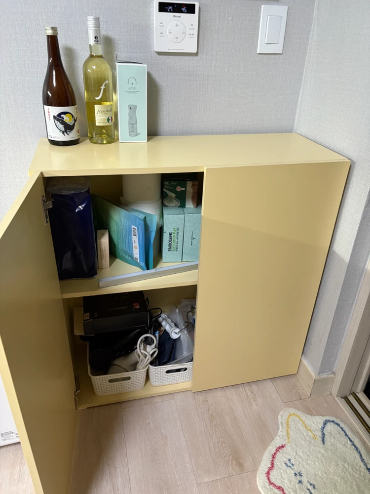 레몬색 수납장 이미지