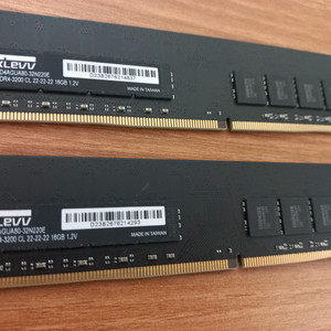 KLEVV DDR4 16GB 램 이미지