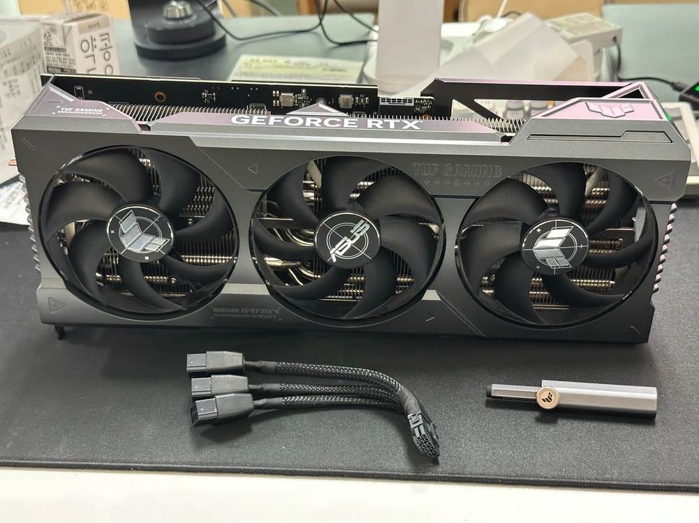 asus tuf rtx4080 16gb 이미지
