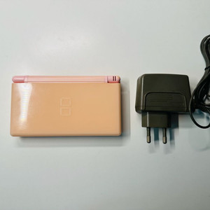 닌텐도 DS Lite DSL 노블 핑크 일판 + 정품충전기 판매 (3DS, 게임보이) 이미지