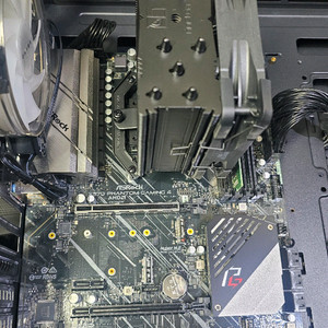 라이젠9 5900X,X570 PHANTOM,녹투아 공랭쿨러 이미지