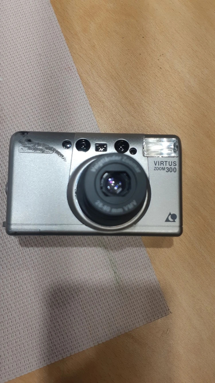 독일제 voigtlander VIRTUS ZOOM 300 필름카메라 이미지