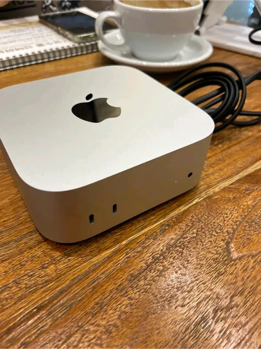 애플 맥 미니 M4 칩 24GB/512GB 모델 판매합니다 - 안심되는 중고거래