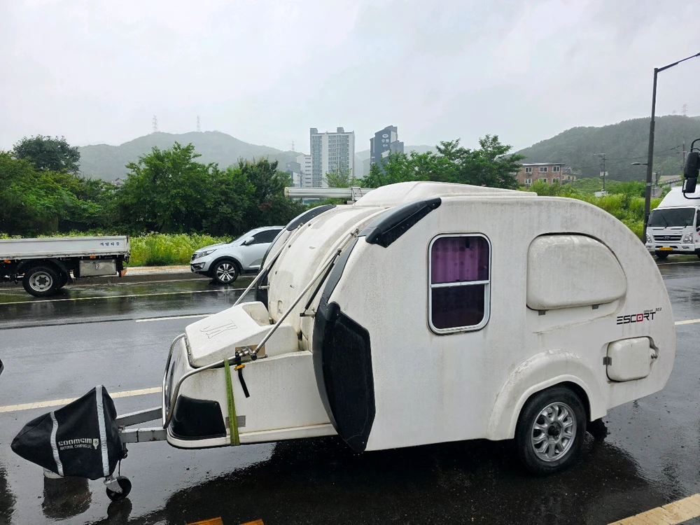 캠핑카 이미지