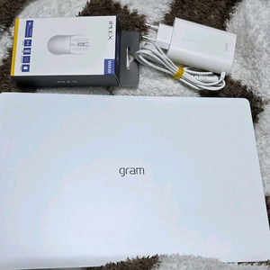 LG 14 gram 14ZB95N i7 11세대 16GB 화이트 박스X 이미지