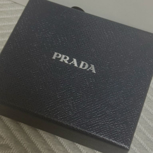 (마지막 할인)프라다 비텔로 삼각로고 카드지갑 이미지