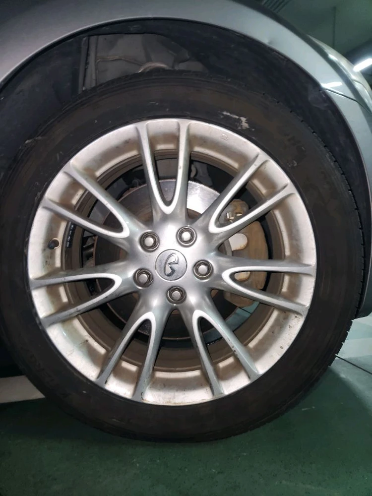 인피니티 G37세단 순정 18인치 휠, 한국타이어 키너지 245/45R18 이미지