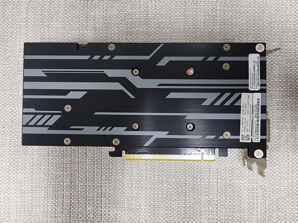 그래픽카드 EMTEK GEFORCE GTX 1660 6GB 컨디션 좋습니다. 이미지