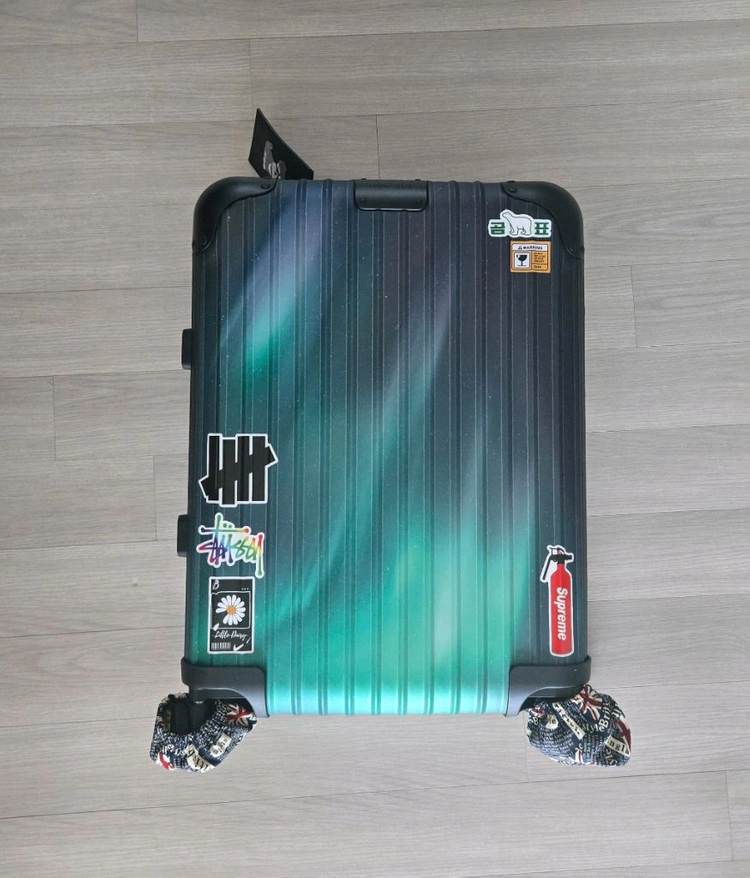 리모와(RIMOWA) 오로라 리미티드 한정판 (연휴동안만 가격 내려요) 이미지